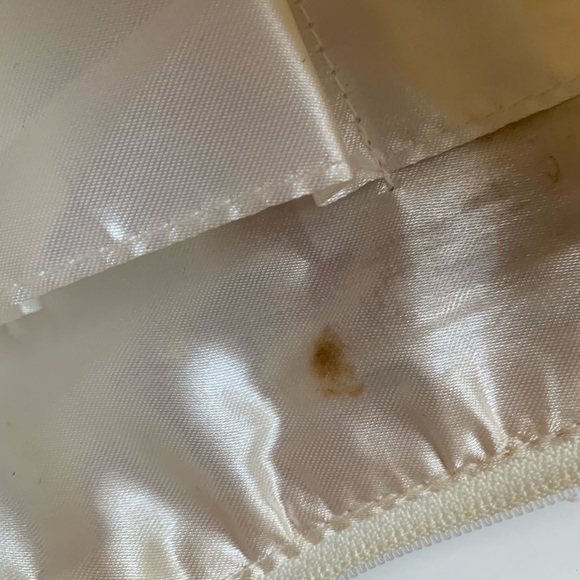 Mega Rare White&Silver XOXO Bag - Picture 12 of 12